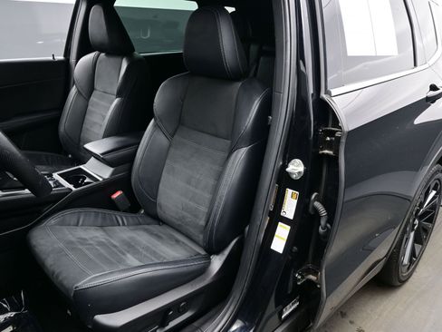 Used 2022 Mitsubishi Outlander SEL Black Edition image 12