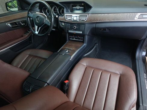 Used 2016 Mercedes-Benz E 350 Sedan image 7