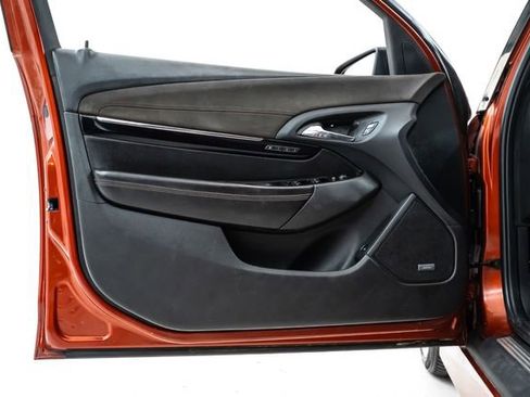 Used 2015 Chevrolet SS image 12