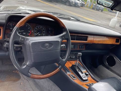 Used 1994 Jaguar XJS 4.0 Convertible RWD image 14