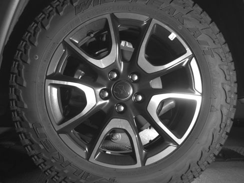 Used 2025 Jeep Compass Trailhawk AWD/4WD image 14