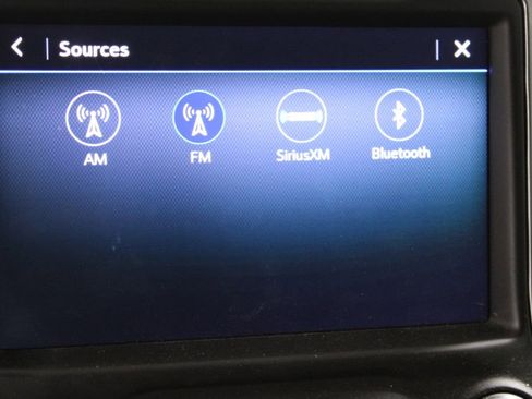 Used 2021 Chevrolet Silverado 1500 LT w/ Z71 Off-Road Package image 43