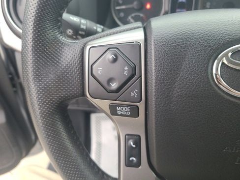 Used 2022 Toyota Tacoma SR5 image 21