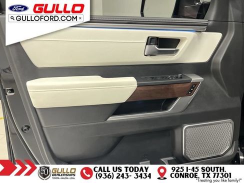 Used 2024 Toyota Sequoia Capstone AWD/4WD image 20
