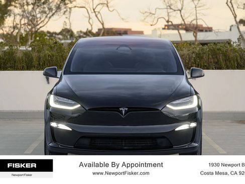 Used 2024 Tesla Model X image 3