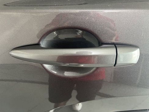 Used 2025 Nissan Rogue SV AWD/4WD image 41