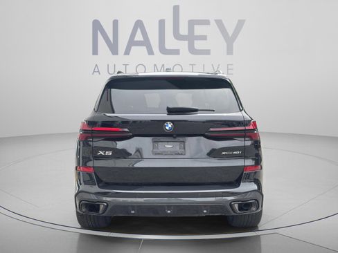 Used 2024 BMW X5 xDrive40i w/ M Sport Package AWD/4WD image 3