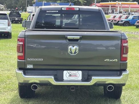 Used 2019 RAM 1500 Laramie AWD/4WD image 7