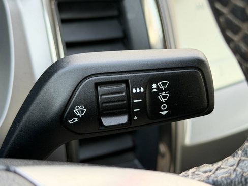 Used 2019 Ford Ranger XLT w/ Equipment Group 301A Mid AWD/4WD image 35