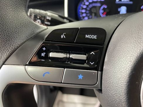 Certified 2022 Hyundai Tucson SEL AWD/4WD image 11