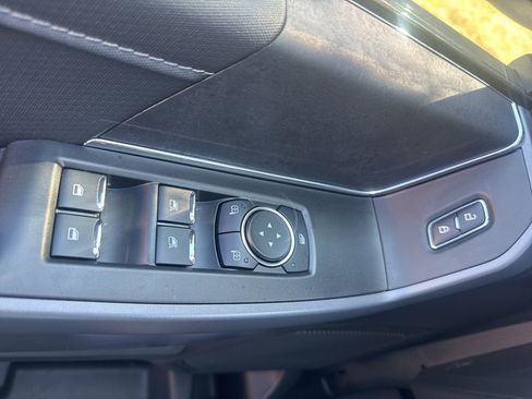 New 2025 Ford F150 XLT w/ Equipment Group 301A Standard image 37