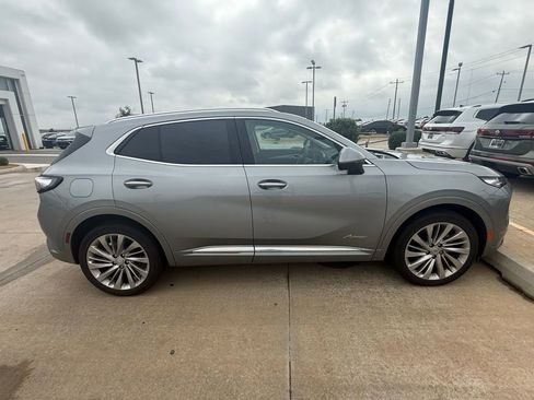 Used 2025 Buick Envision Avenir AWD/4WD image 5