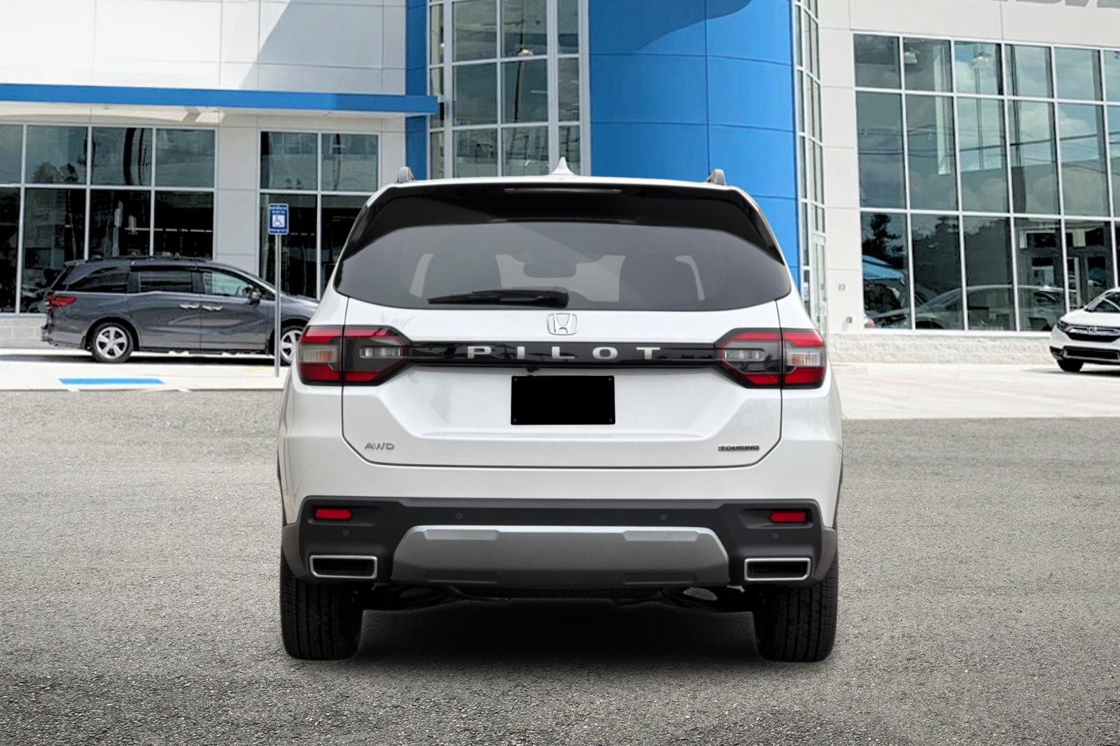 New 2026 Honda Pilot Touring image 5