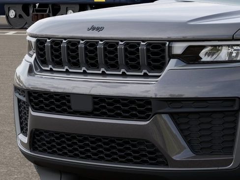 New 2026 Jeep Grand Cherokee Altitude AWD/4WD image 11