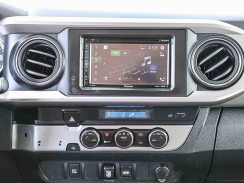 Used 2022 Toyota Tacoma SR5 image 3