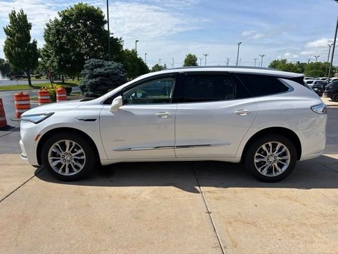 Used 2023 Buick Enclave Avenir w/ Avenir Technology Package AWD/4WD image 1
