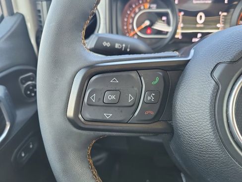 Certified 2024 Jeep Gladiator Sport image 27