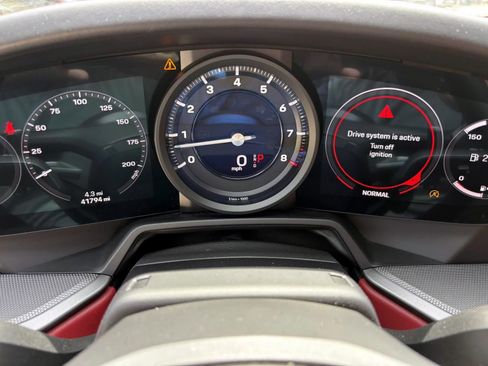 Used 2020 Porsche 911 Carrera RWD image 30