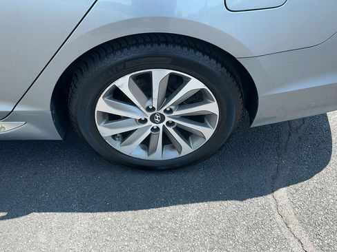 Used 2015 Hyundai Sonata Sport FWD image 11