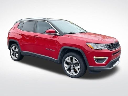 Used 2018 Jeep Compass Limited image 9