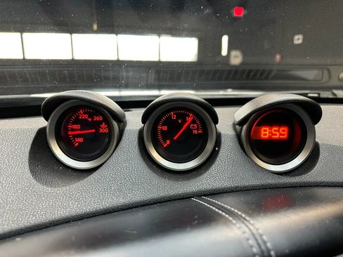 Used 2009 Nissan 370Z Touring w/ Sport Pkg image 14