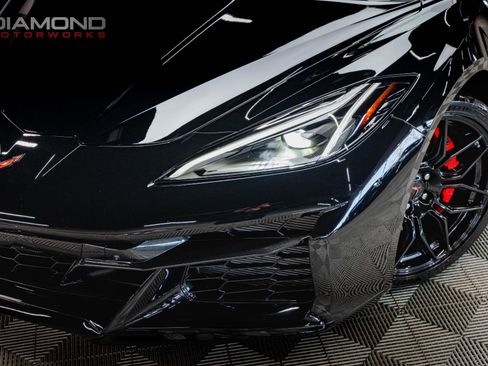 Used 2024 Chevrolet Corvette Z06 w/ Battery Protection Package image 8