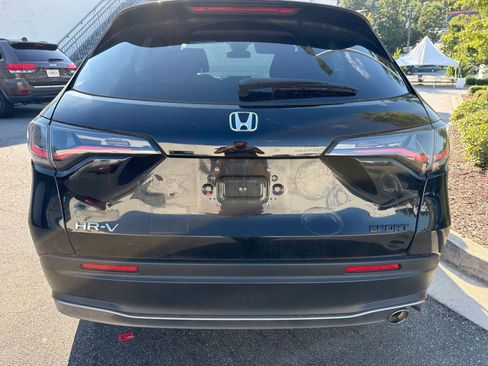 Used 2024 Honda HR-V Sport image 9