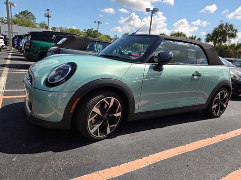 Certified 2025 MINI Cooper S FWD image 3