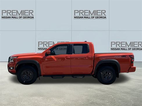 New 2025 Nissan Frontier PRO-4X w/ Pro Convenience Package image 26