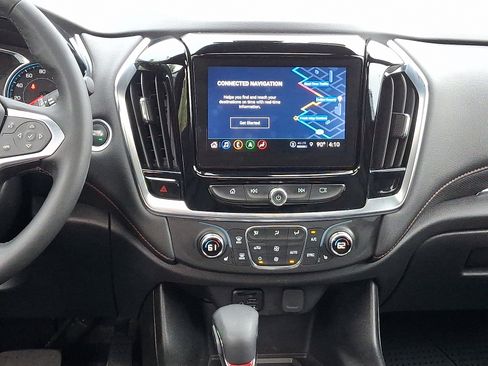 Used 2023 Chevrolet Traverse RS AWD/4WD image 16