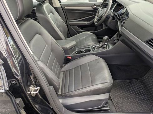 Used 2021 Volkswagen Jetta SE FWD image 29