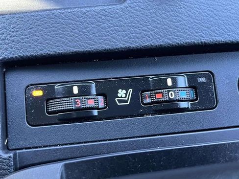 Used 2015 Lexus RX 350 F Sport w/ Navigation Package image 21