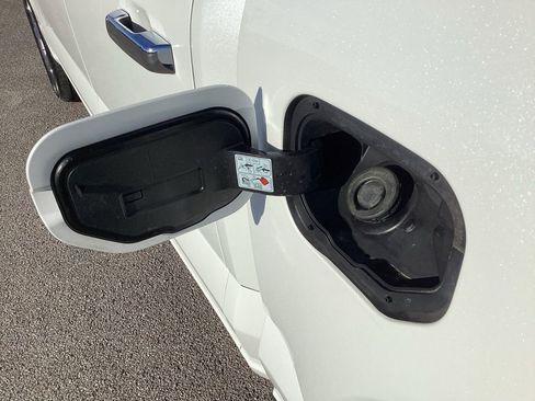 Used 2021 Ford F150 Lariat w/ Equipment Group 502A High image 14