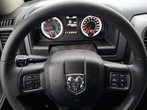 Certified 2019 RAM 1500 Express w/ Express Value Package image 19