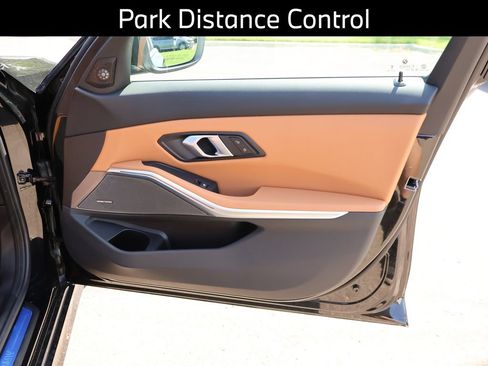 Certified 2025 BMW 330i xDrive Sedan w/ Premium Package AWD/4WD image 12