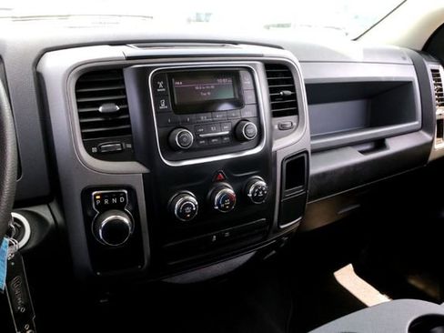 Used 2019 RAM 1500 Tradesman w/ Chrome Plus Package RWD image 16