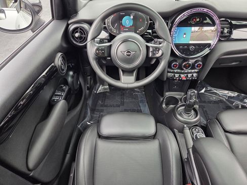 Used 2022 MINI Cooper S image 12
