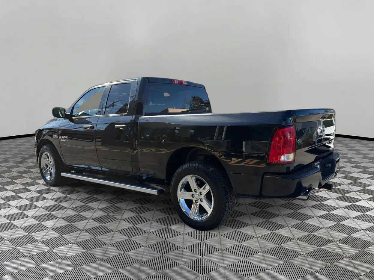 Used 2017 RAM 1500 Express w/ Express Value Package AWD/4WD image 7