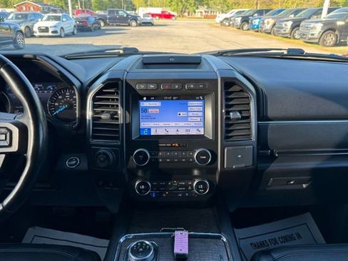 Used 2019 Ford Expedition Limited w/ Special Edition Package image 19