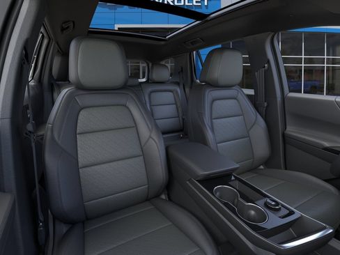 New 2027 Chevrolet Equinox LT w/ Convenience Package II AWD/4WD image 17