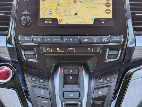 Used 2023 Honda Odyssey Elite image 17