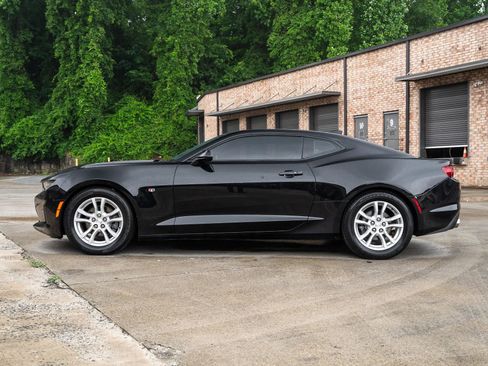 Used 2019 Chevrolet Camaro LS RWD image 4
