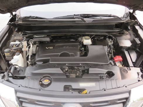 Used 2018 Nissan Pathfinder 4WD image 36