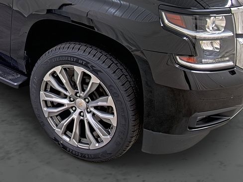 Used 2018 Chevrolet Tahoe LT image 14