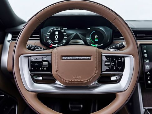 Used 2025 Land Rover Range Rover Autobiography AWD/4WD image 59