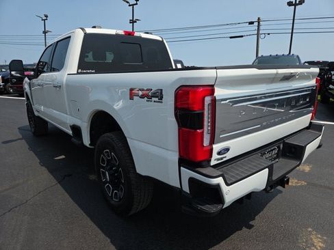 Used 2024 Ford F250 Platinum AWD/4WD image 4