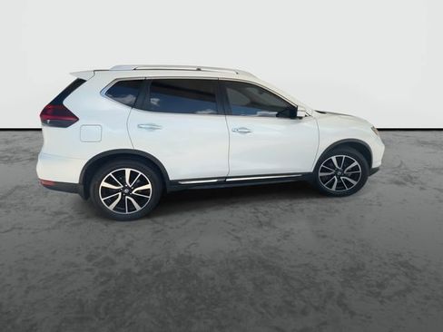 Used 2018 Nissan Rogue SL w/ Premium Package FWD image 9