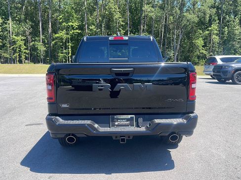New 2026 RAM 1500 Express AWD/4WD image 6