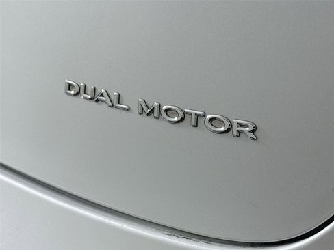 Used 2022 Tesla Model 3 Long Range image 15