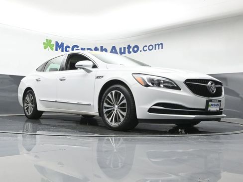 Used 2018 Buick LaCrosse Essence image 24